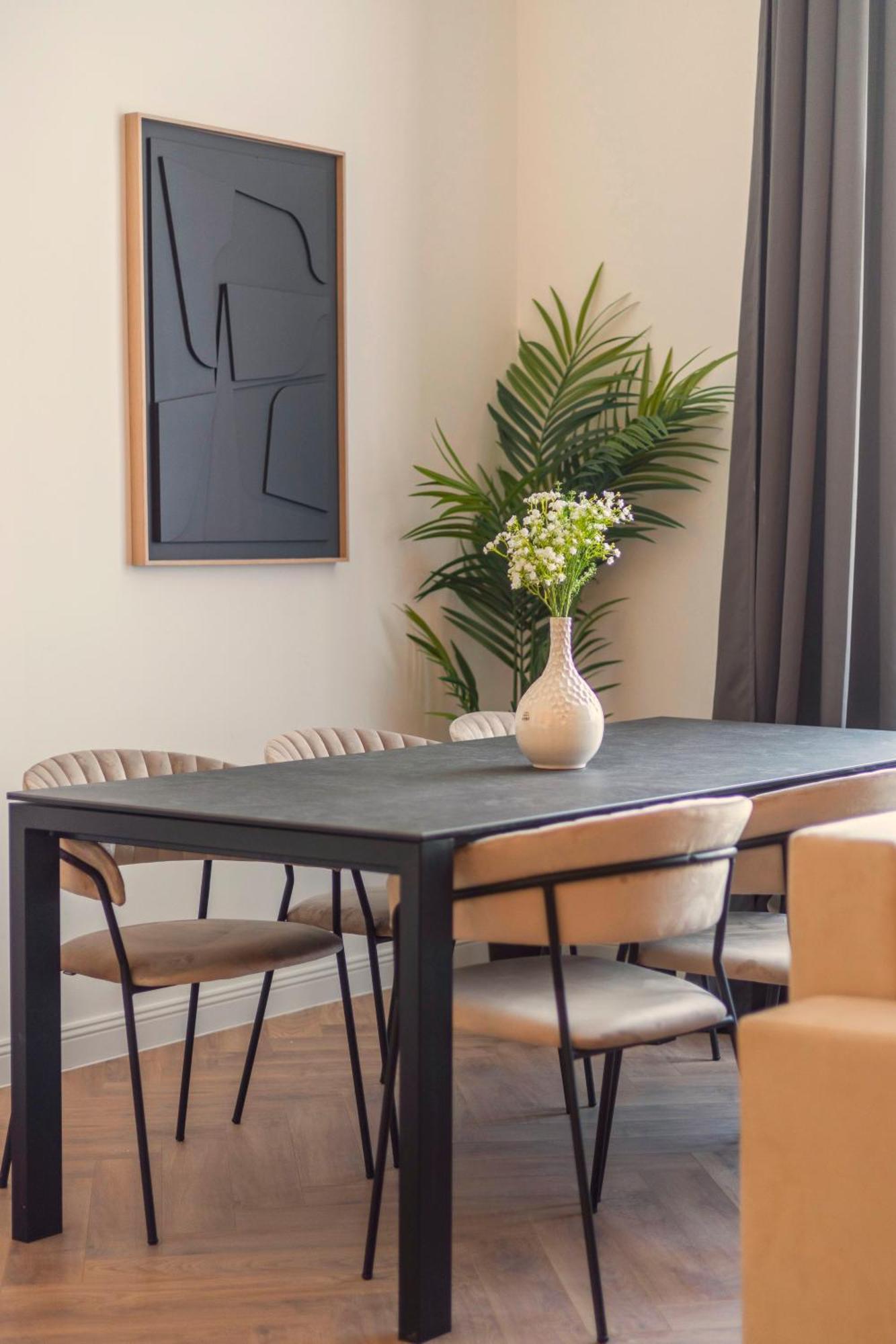 Exclusive Central 3Bedrm Stylish Residence By Prestige Homes ブダペスト エクステリア 写真