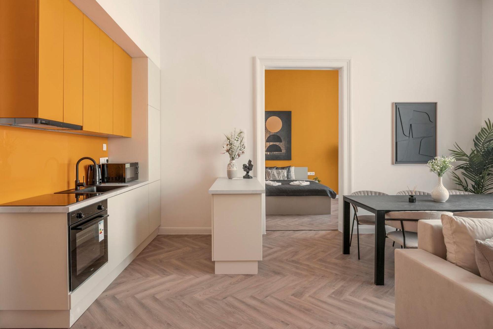 Exclusive Central 3Bedrm Stylish Residence By Prestige Homes ブダペスト エクステリア 写真