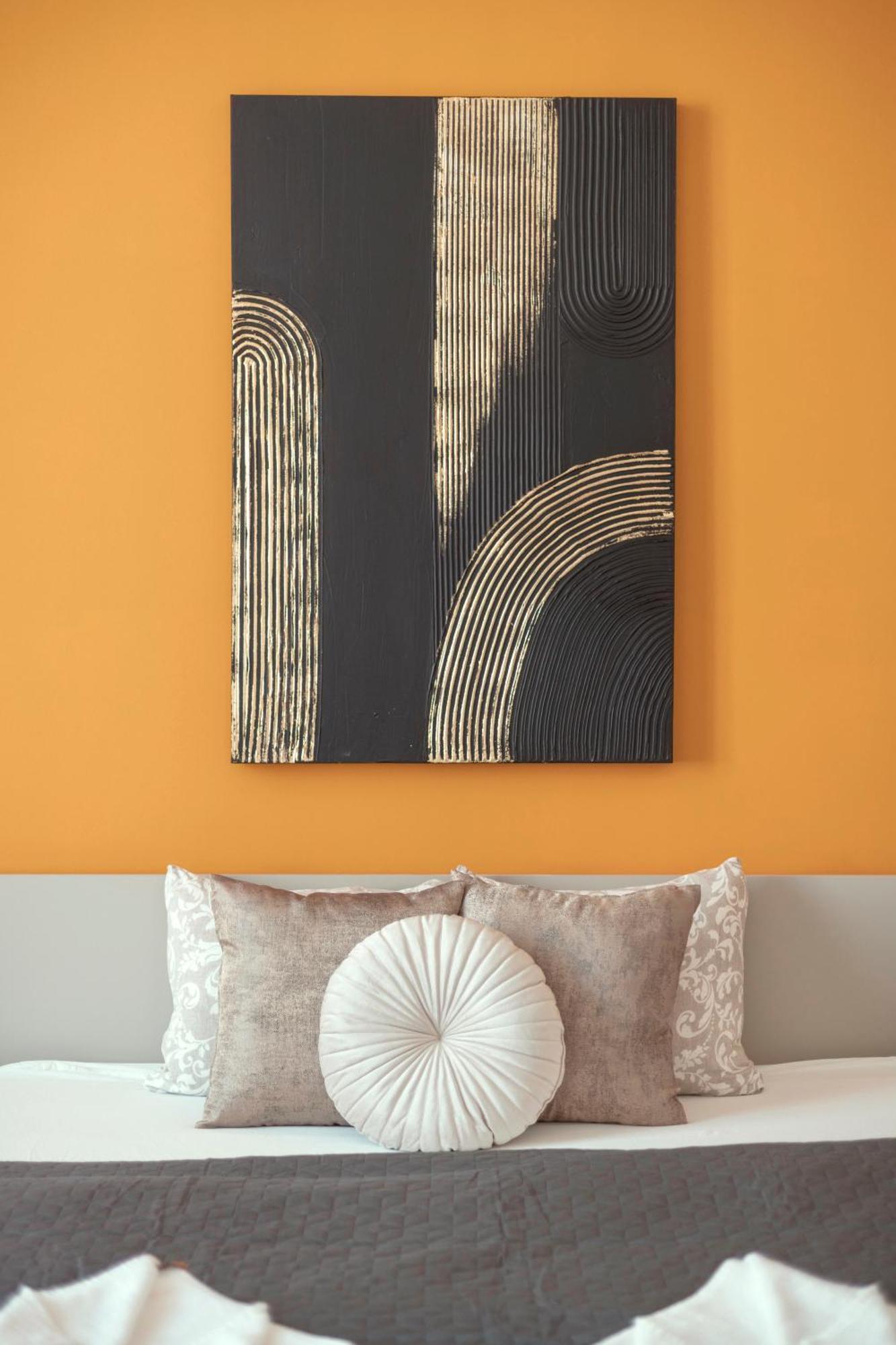 Exclusive Central 3Bedrm Stylish Residence By Prestige Homes ブダペスト エクステリア 写真