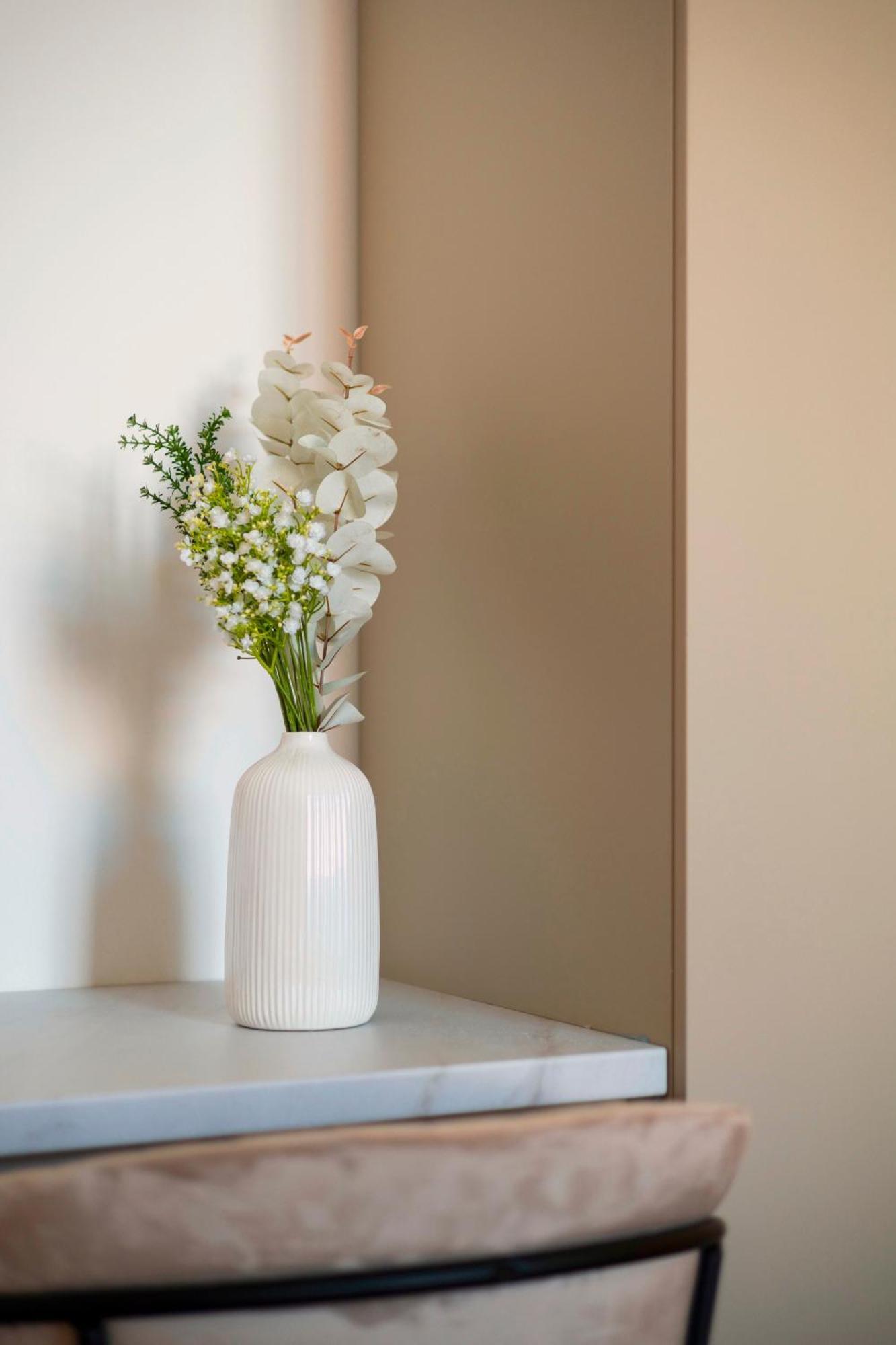 Exclusive Central 3Bedrm Stylish Residence By Prestige Homes ブダペスト エクステリア 写真
