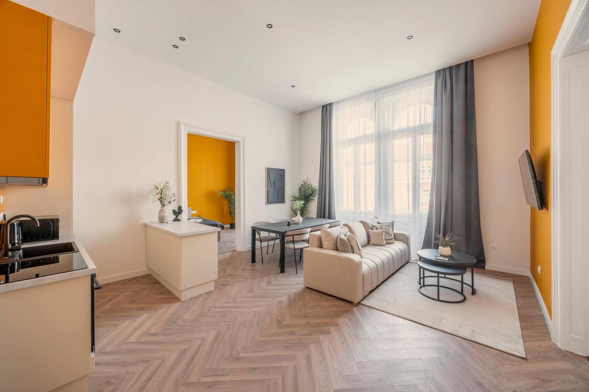 Exclusive Central 3Bedrm Stylish Residence By Prestige Homes ブダペスト エクステリア 写真